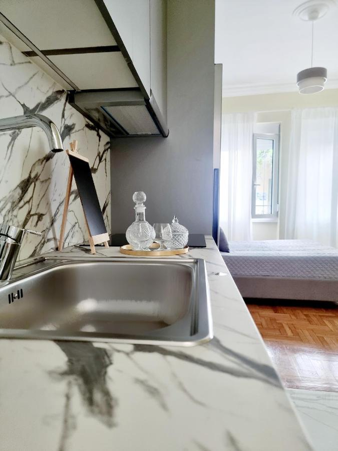 Bmv Apartments 아테네 외부 사진