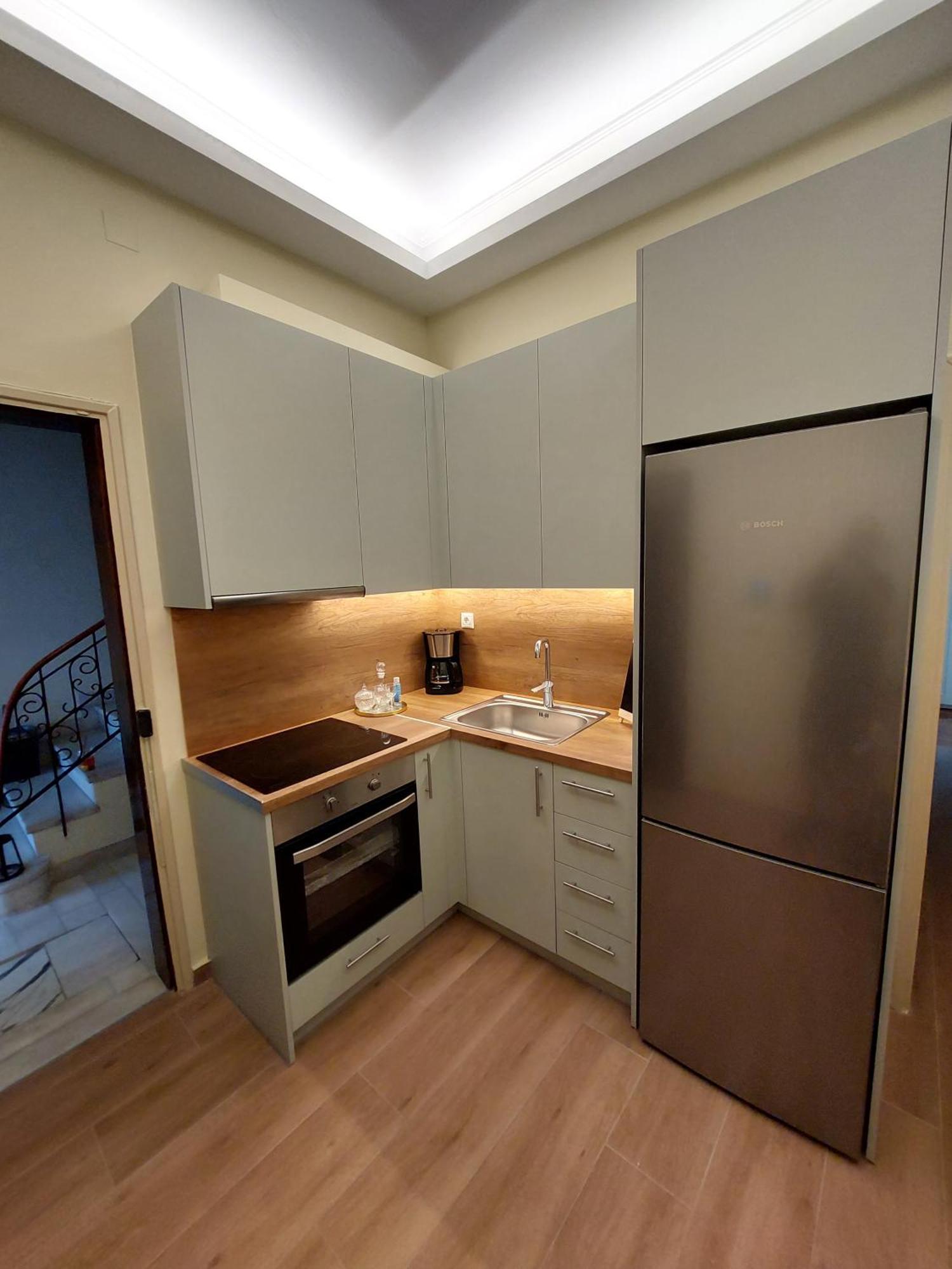 Bmv Apartments 아테네 외부 사진
